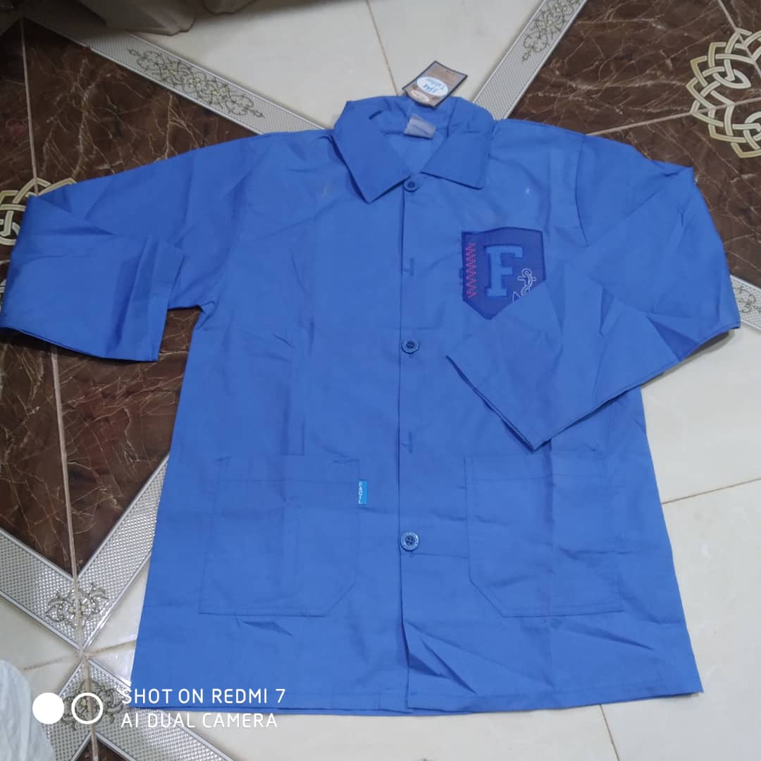 Uniforme azul